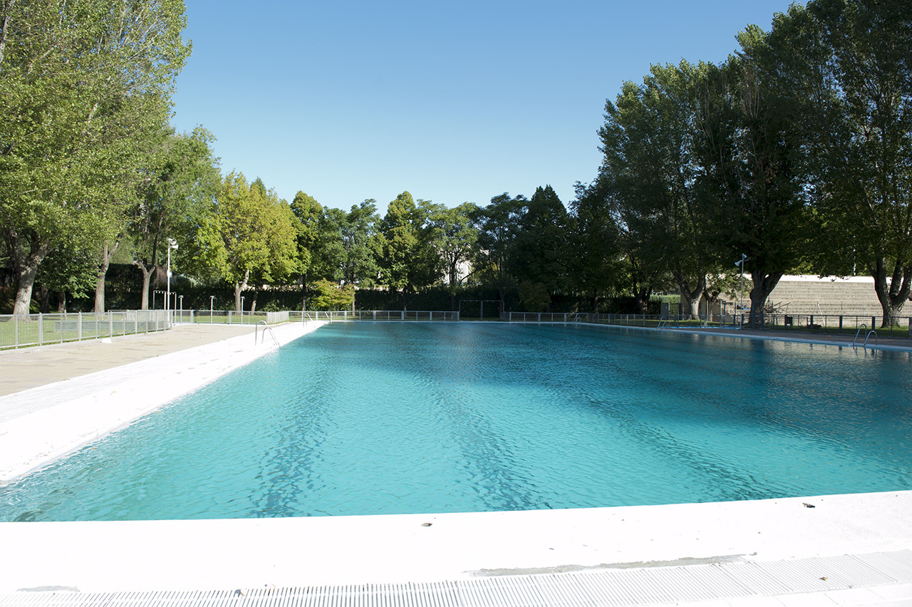 PISCINA DE VERANO APERTURA 2 DE JUNIO DE 11:00 A 20:30H